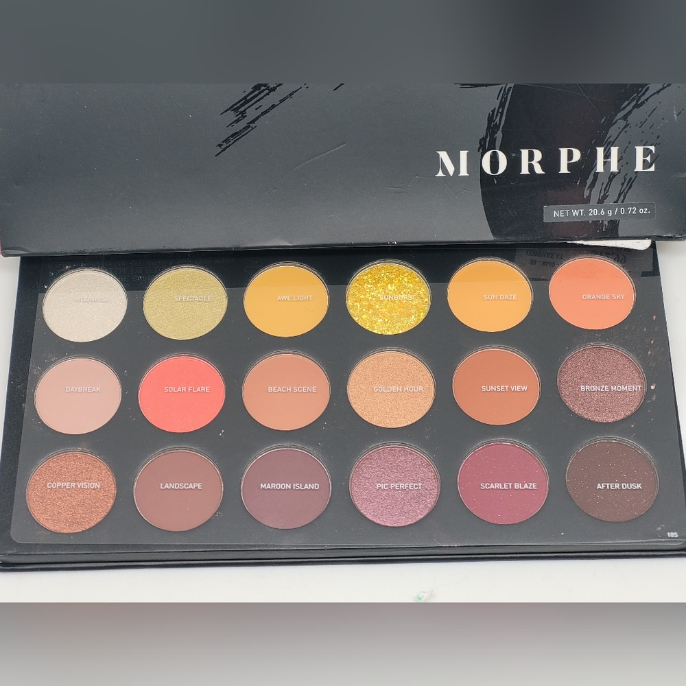 Morphe 18S Sunset Beats Eyeshadow Palette